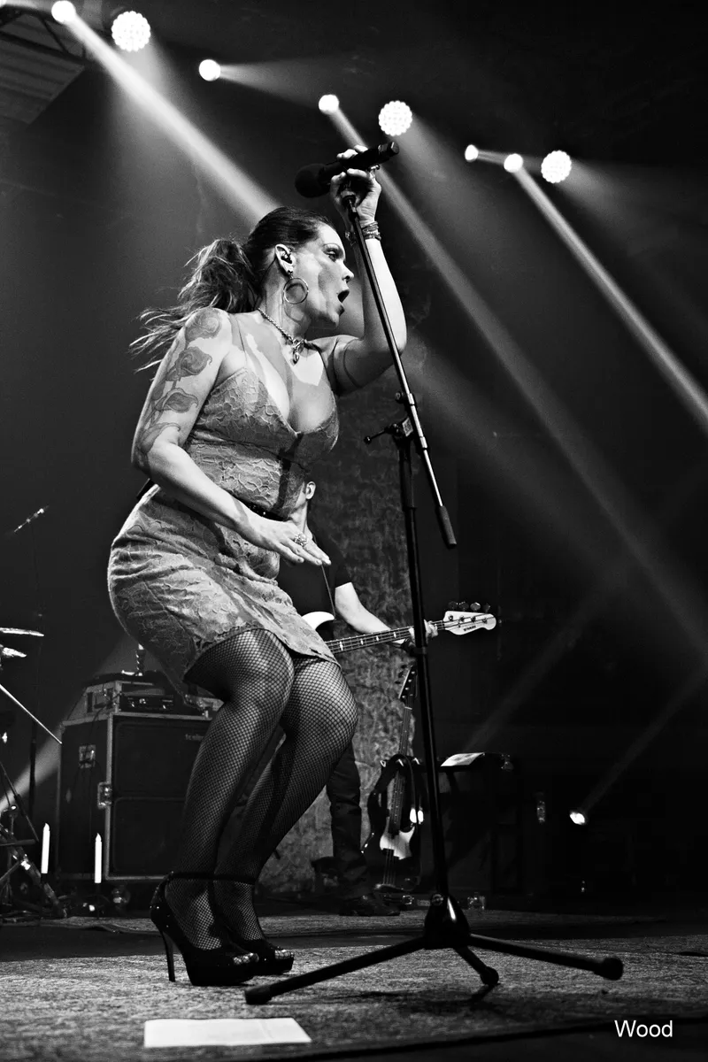 BETH HART 6