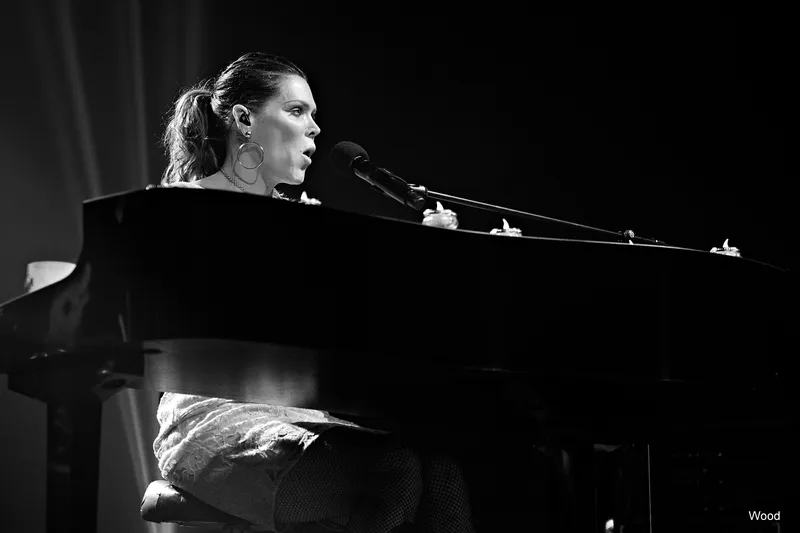 BETH HART 9