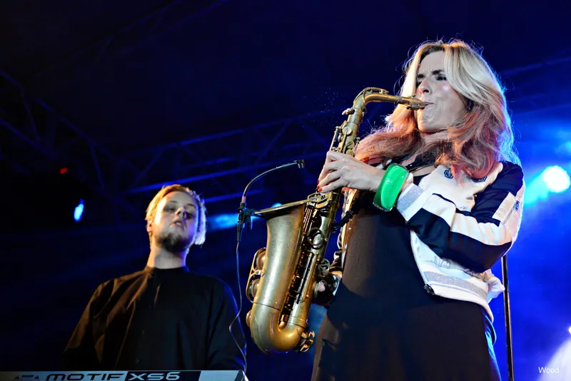 CANDY DULFER 5
