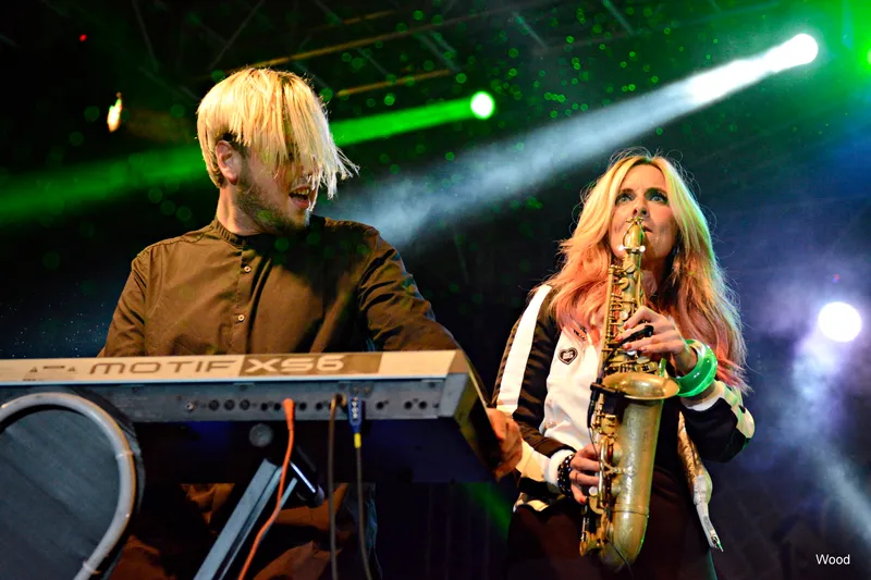 CANDY DULFER 7