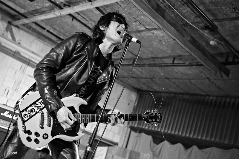 GUITAR WOLF 6