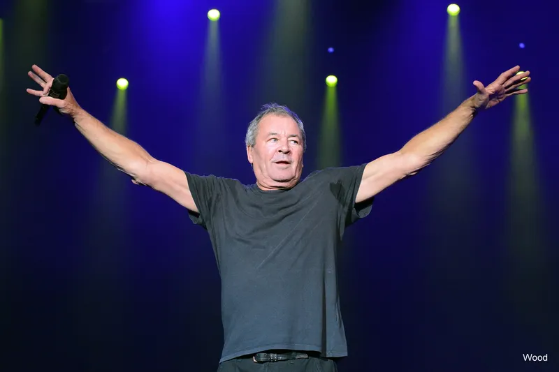 IAN GILLAN 5