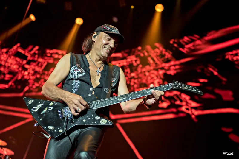 SCORPIONS 8