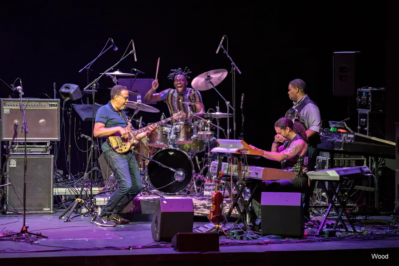 STANLEY CLARKE 9