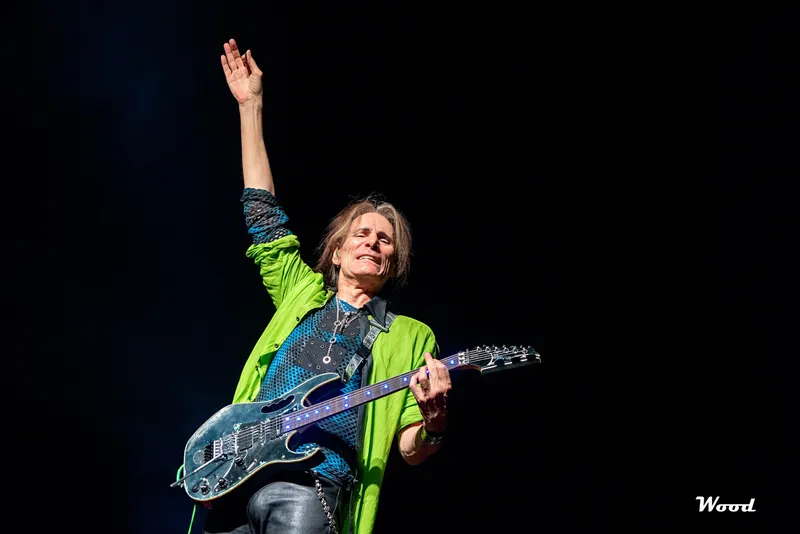 STEVE VAI 1