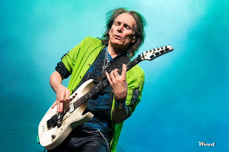 STEVE VAI 6