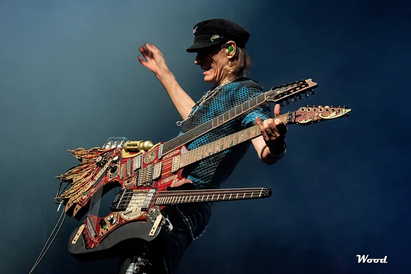 STEVE VAI 7