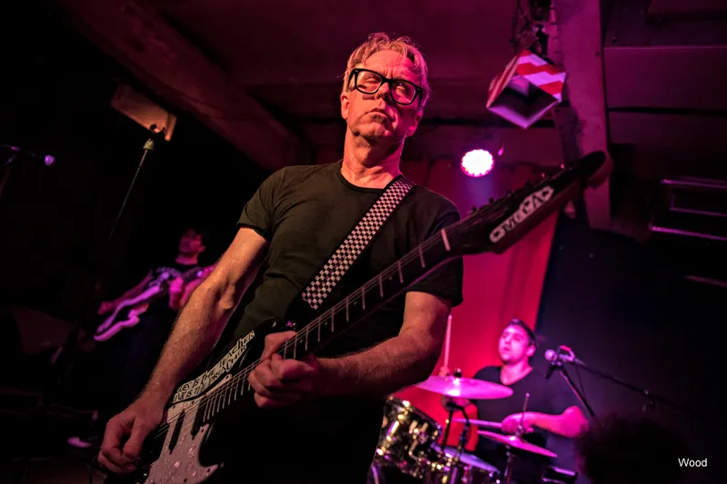 THE BELLRAYS 4
