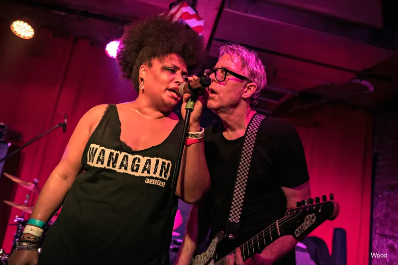 THE BELLRAYS 7