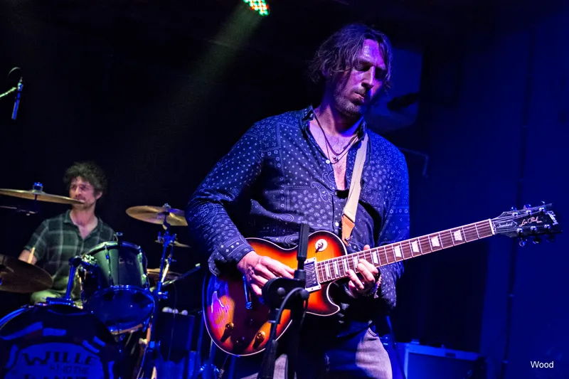 WILLE AND BANDITS 8